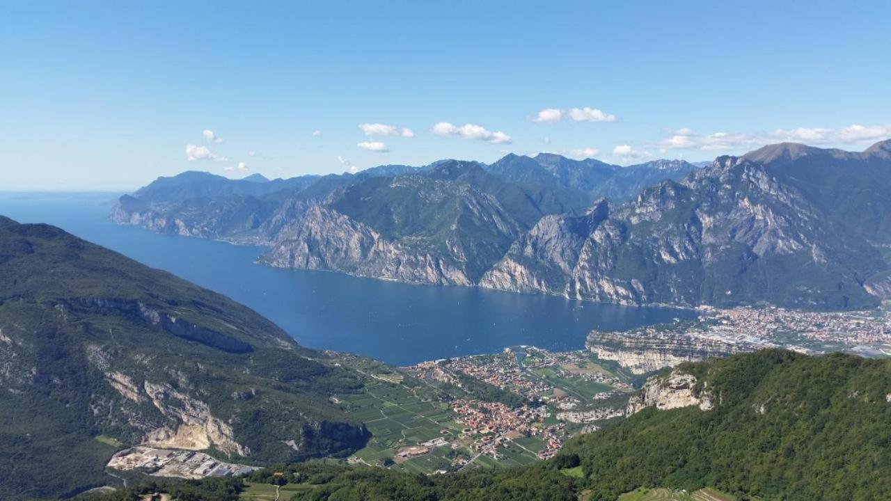 Appartamento Vacanze Bordala Ronzo-Chienis Exterior foto